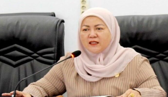 Henny Rosgiaty Rusli