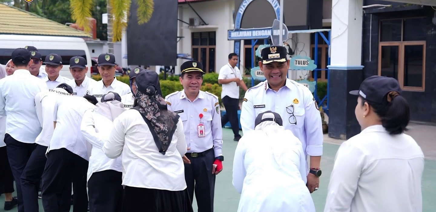 Bupati Tekankan Disiplin Aparatur dan Prioritaskan Pendidikan Gratis di Barito Utara