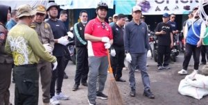 Pemkab Barut Resmi Canangkan Gerakan Indonesia ASRI di Waterfront City Muara Teweh