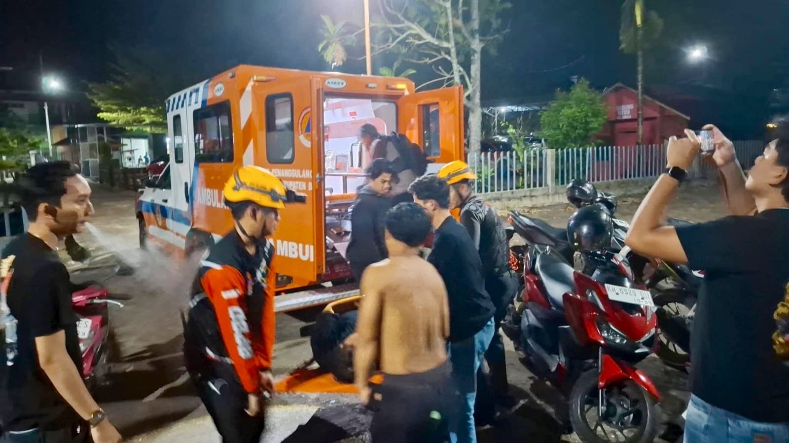 Sempat Hanyut Terbawa Arus, Pria Nekat Terjun dari Jembatan Hasan Basri