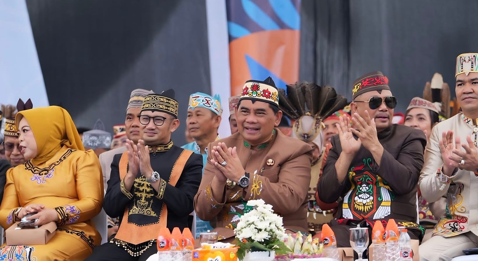Kontingen Barito Utara Memukau Penonton di Karnaval Budaya FBIM Tahun 2026