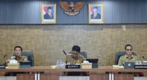 Bupati Barito Utara Tekankan Efisiensi dan Sinkronisasi Program dalam Rakor Camat Se-Barito Utara
