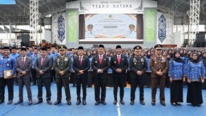 Pengambilan Sumpah dan Penyerahan SK PNS, Bupati Tekankan Komitmen Pengabdian kepada Masyarakat